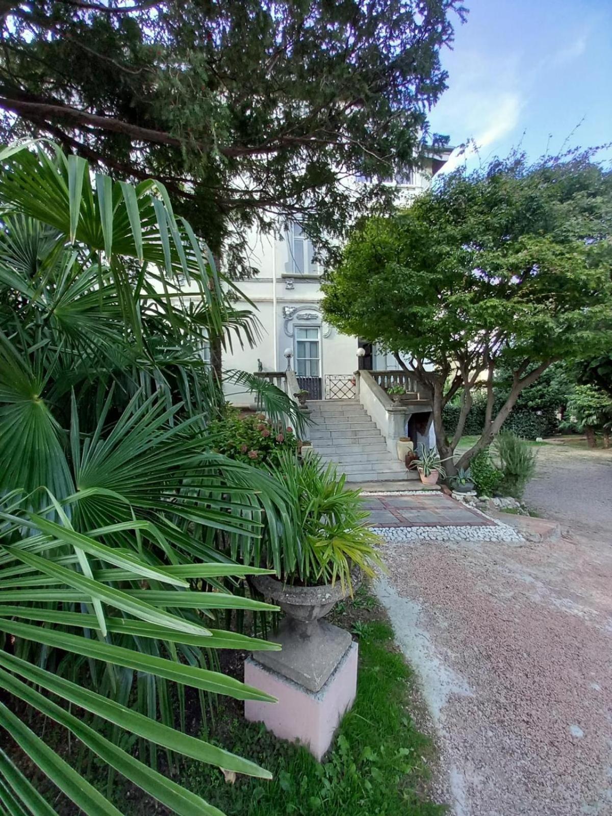 Arcisate Villa Sapi מראה חיצוני תמונה